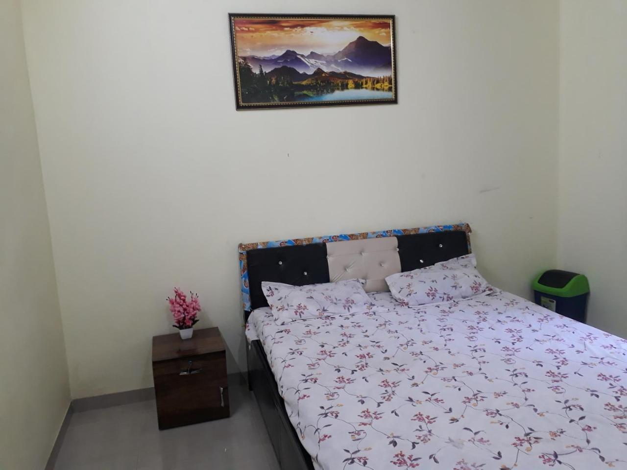 Andharban Home Stay Pune Bagian luar foto